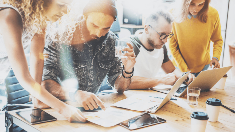 Táto skupina absolventov je „zahojená“. Firmy sa bijú o 2 konkrétne odbory