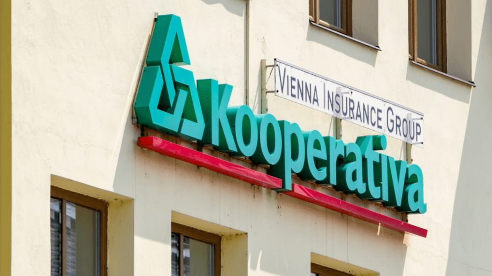 Protimonopolný úrad si posvieti na plány poisťovne Kooperativa