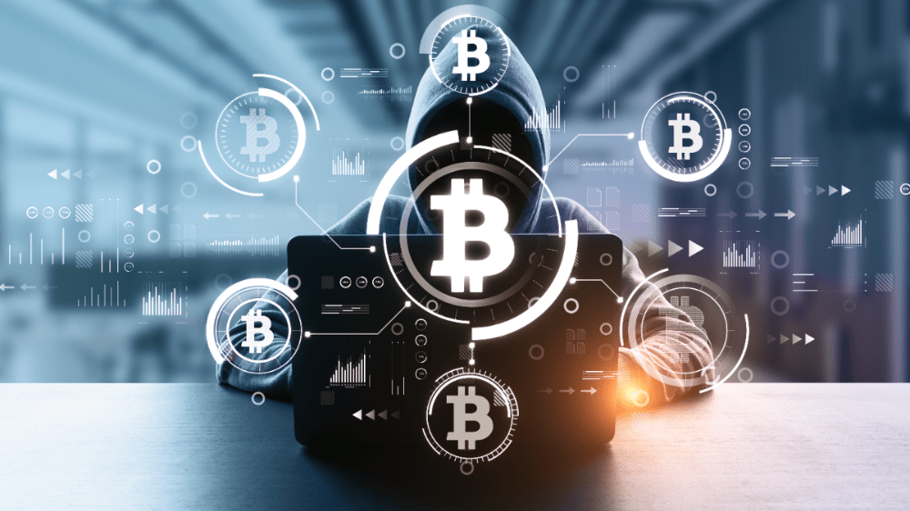 Známy kryptopodvodník skončil za mrežami. Obvinili ho aj z financovania terorizmu