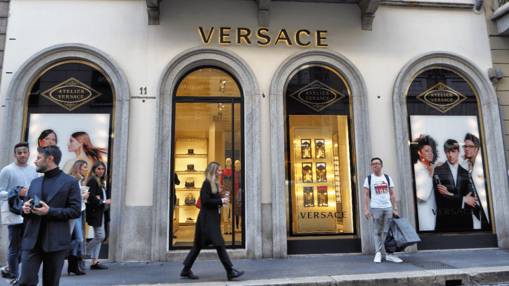 Luxusné značky sa topia v problémoch. Museli spustiť veľké výpredaje