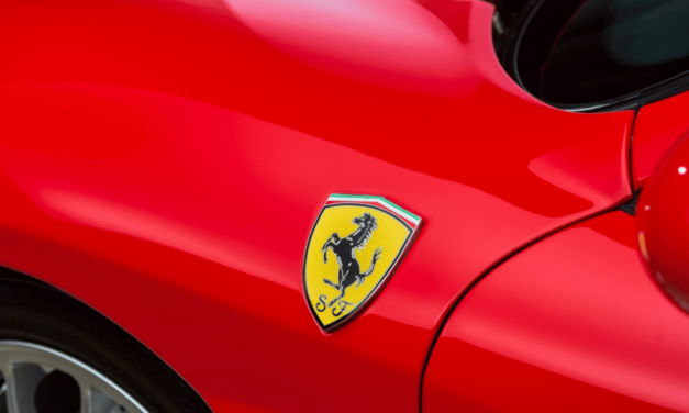 Skvelá správa pre kryptoinvestorov: Ferrari začne v Európe prijímať platby v kryptomenách