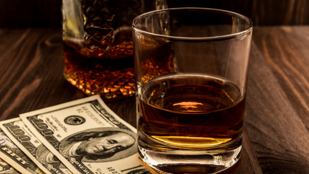 Je investičný alkohol vhodnou alternatívou pre diverzifikáciu?