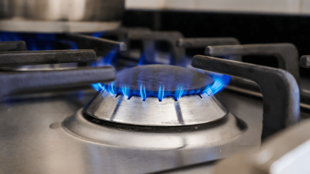 Slováci spotrebujú ročne o miliardu kubíkov plynu menej než kedysi