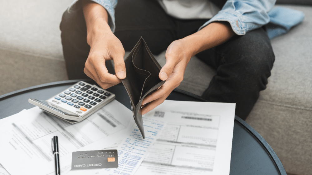 Vláda plánuje vyššie odvody pre SZČO. Touto sumou chcú zachrániť rozpočet, tvrdí expert