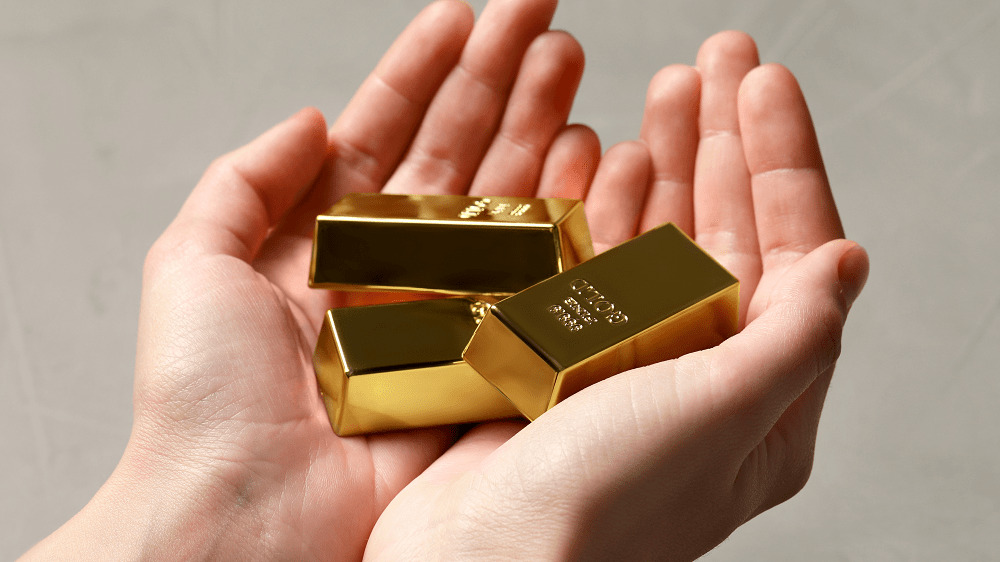 Historický míľnik: Zlato prvýkrát za 2 500 dolárov