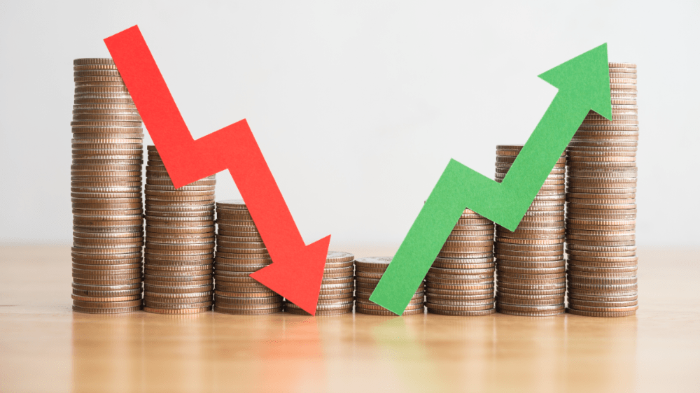 Bitcoin čaká pokles, no nespadne pod 50 000, tvrdí odborník