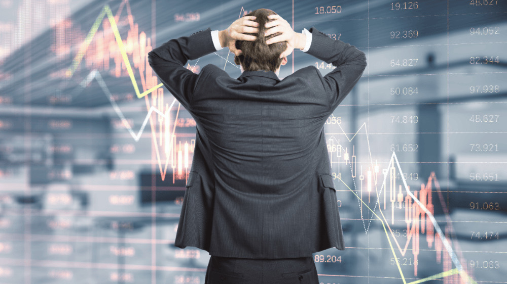 Bitcoin posledným pohybom vymazal 100 miliónov dolárov