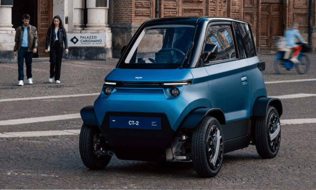 Mini mestský elektromobil s nastaviteľnou šírkou? Aj takéto čosi bude čoskoro jazdiť po cestách