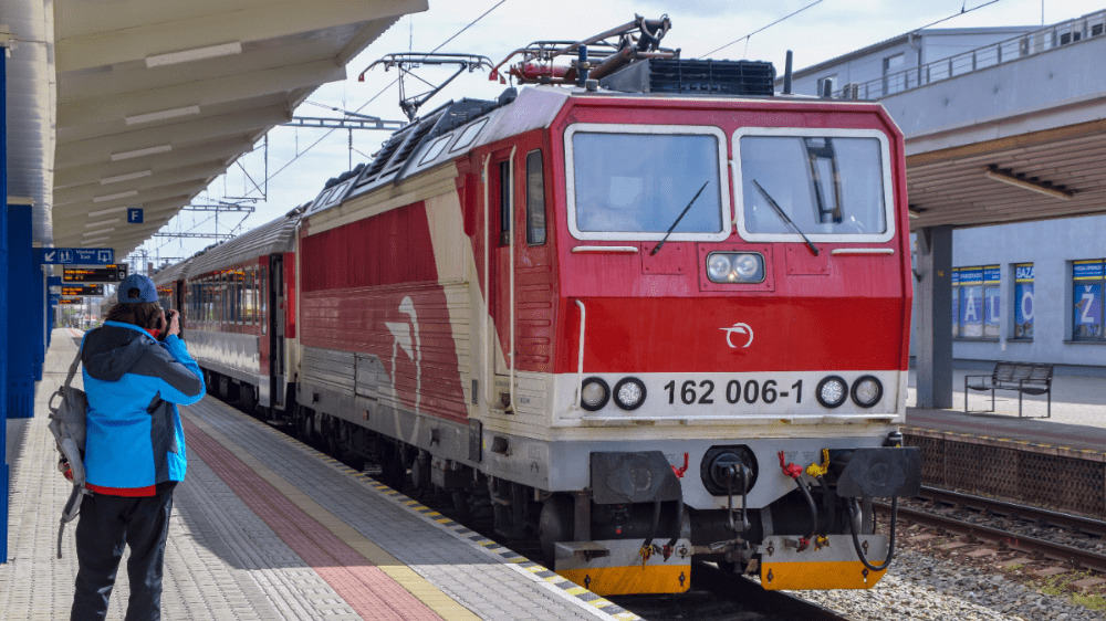 Ďalšia skupina Slovákov bude cestovať vlakmi zadarmo