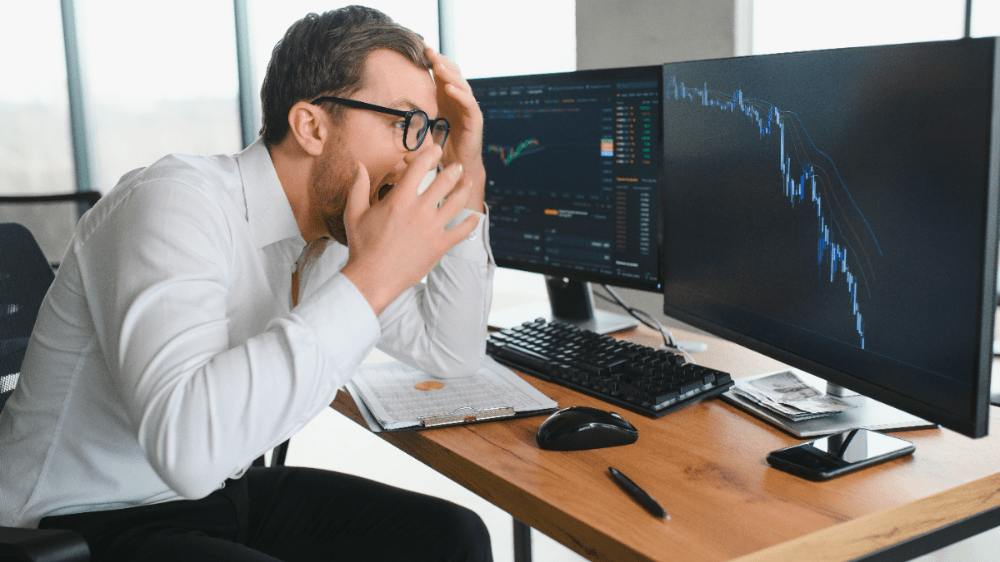 September sa označuje za „strašiaka“ na trhu s kryptomenami aj akciami. Prečo je to tak?