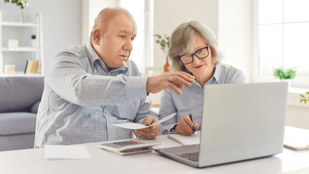 Penzisti, pozor: Tento rok nastala pri 13. dôchodku dôležitá zmena