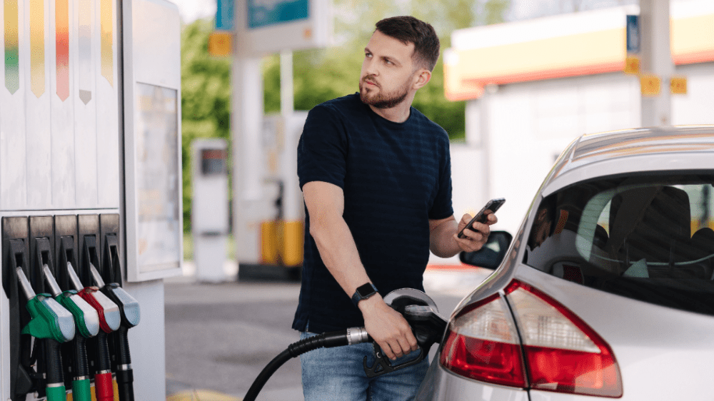 Slováci si na čerpacích staniciach priplatia. Aké ceny môžeme očakávať?