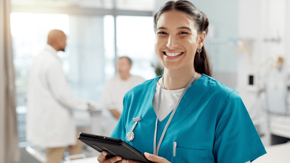 Lekárov čaká „nadštandardné“ zvyšovanie platov