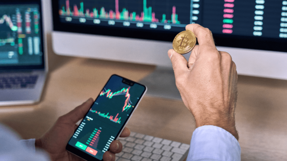 Akcie MicroStrategy narastú o 64 %. Ako to súvisí s Bitcoinom?