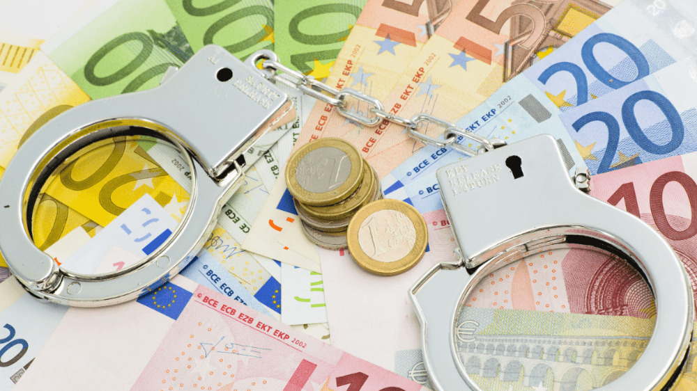 Slováci prišli o peniaze. Miliónový podvod môže skončiť prekvapivo