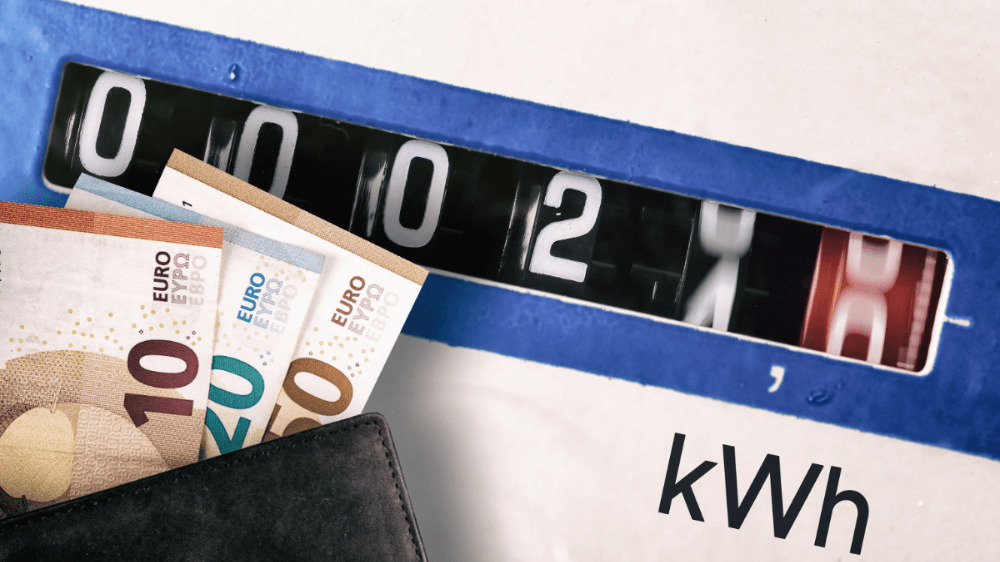 Slováci nepocítia zvyšovanie cien energií. Premiér spomína „helikoptérové peniaze“