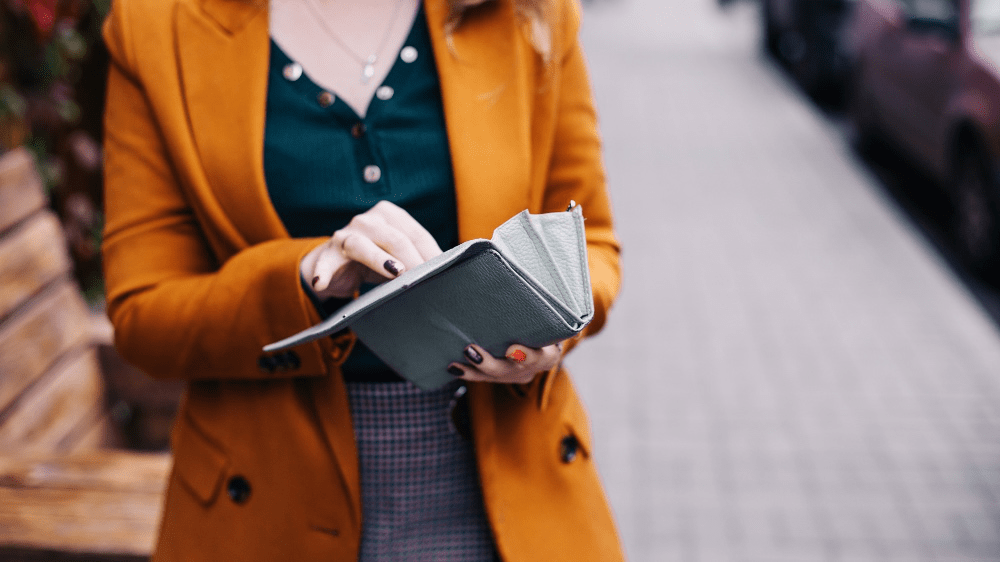 Slováci nemajú problém s platením záväzkov. Prieskum odhaľuje iné problémy