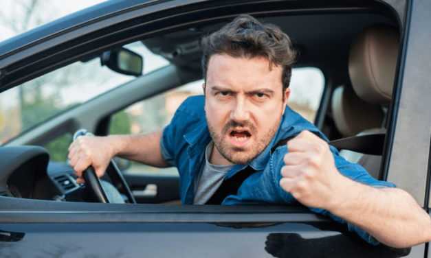Vodiči, pripravte sa na zmeny: V roku 2025 prídu prísnejšie pokuty a nový systém v autoškolách