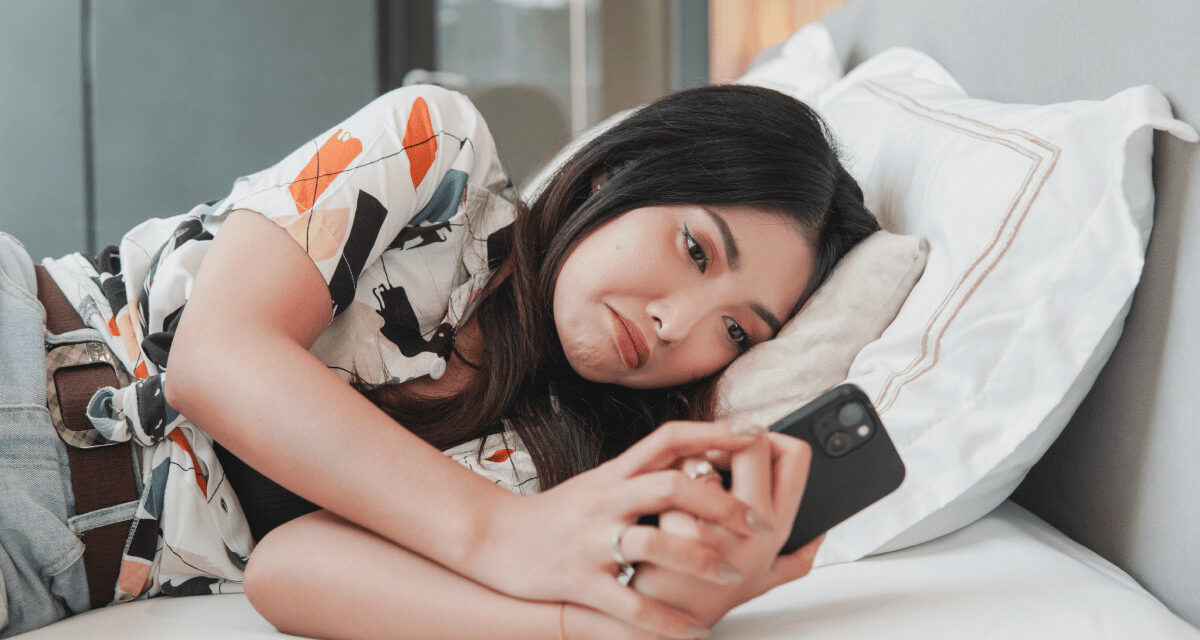 „Si tlstá, hlúpa, hysterická.“ Hejt na ženy sa stal normou internetu