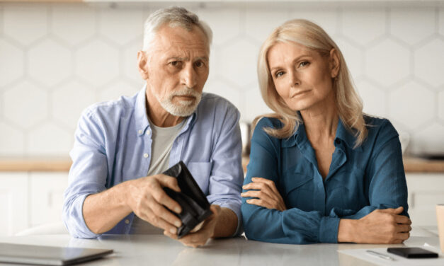 Slováci prežívajú rekordný finančný stres: Alarmujúce čísla odhaľujú krutú realitu