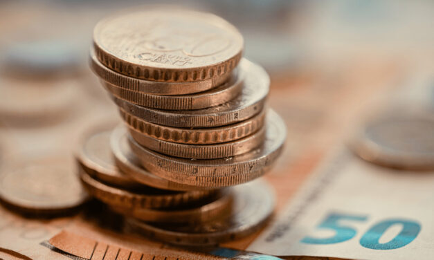 Slovensko vykročilo na cestu, ktorá položila Grécko. Teraz prichádza najťažšia otázka