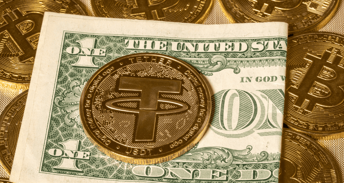 Tether vytlačí nové USDT vždy keď Bitcoin padá. Konšpiračná teória alebo skutočnosť?