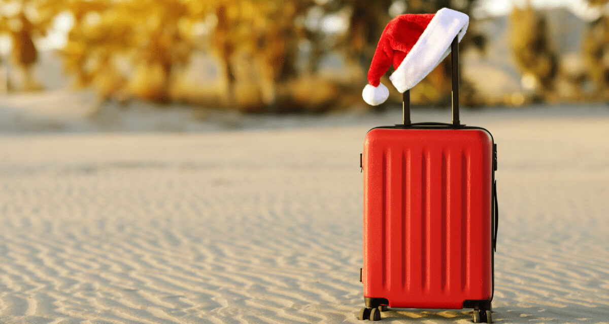 Vianočná lyžovačka alebo exotická dovolenka? Nezabudnite na cestovné poistenie (Zachráni vám tisíce eur)