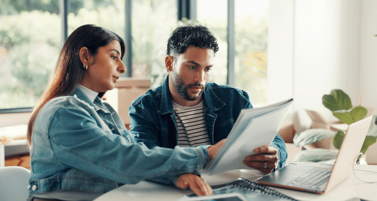 Platiť rizikové poistenia alebo radšej všetko investovať?