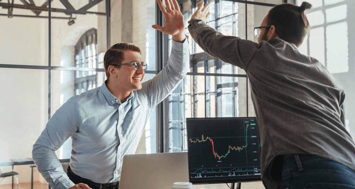 Investujete do akcií? Aktuálne viete získať jednu úplne zadarmo