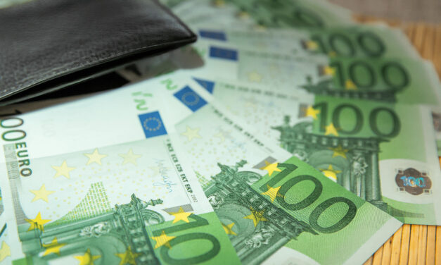Ako vám 100 € mesačne vyrába 500 000 € do dôchodku