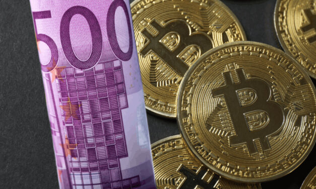 Ako začať ťažiť Bitcoin za 500 € mesačne bez vlastného hardvéru