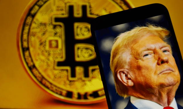 Geopolitická búrka rozhýbala Bitcoin: Trump odvoláva hrozbu ciel