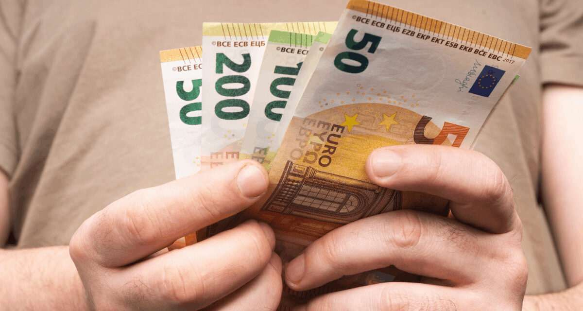 50 € vs. 200 € mesačne: Aký je rozdiel po 20 rokoch investovania