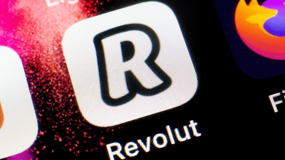 Revolut bojuje proti podvodom