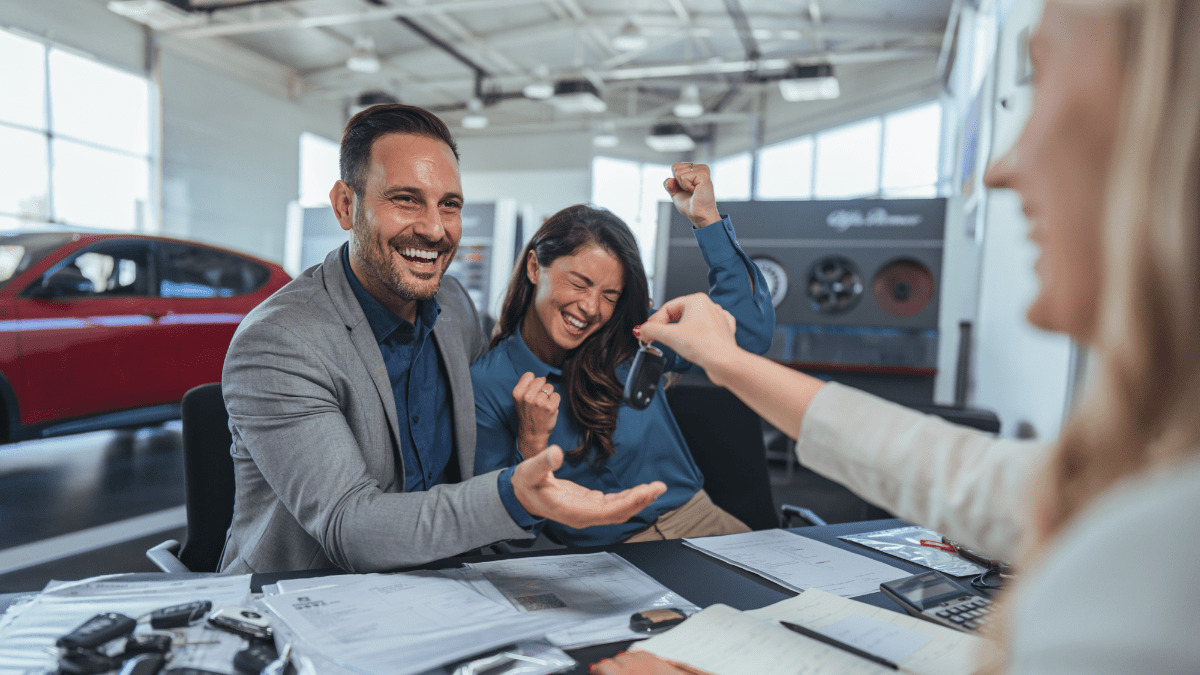 Slováci si kupujú autá, na ktoré nemajú peniaze