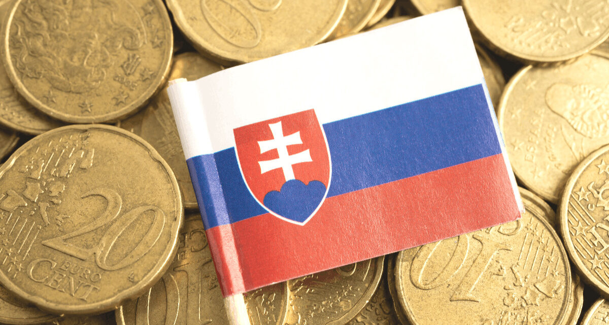 NBS varuje: Slovensko si vytvorilo nebezpečnú ilúziu bohatstva