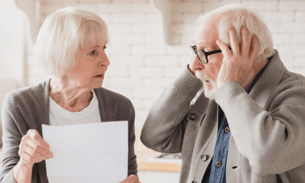 13. dôchodky sú ohrozené: Štát nemá peniaze a konsolidácia zlyháva