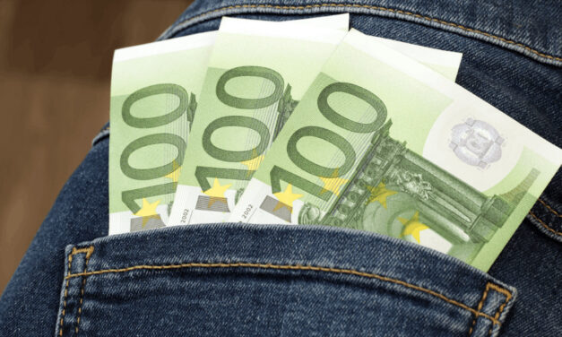 Ako získať navyše príjem 300 € mesačne pomocou ETF portfólia