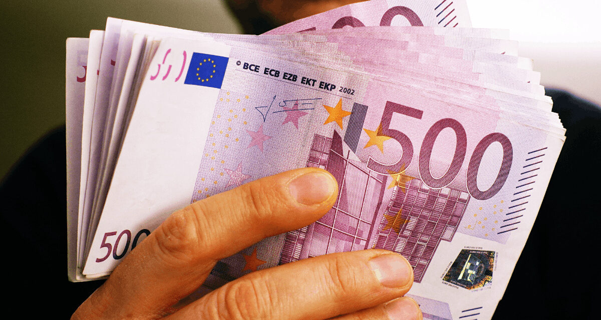 Prvých 5 000 € úspor: Čo urobiť ako prvé?