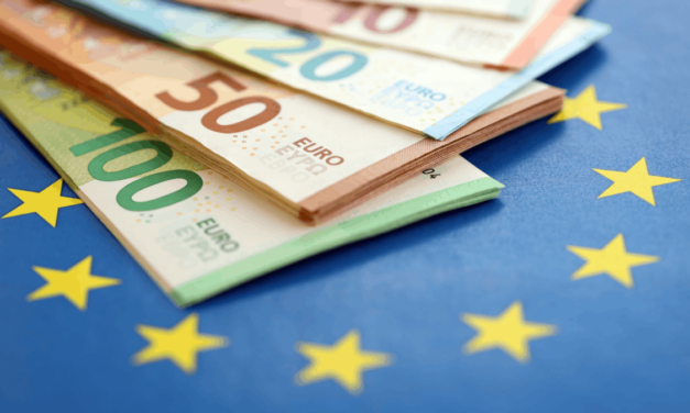 ECB nechala úroky bez zmeny. Toto sa môže stať s vašimi peniazmi