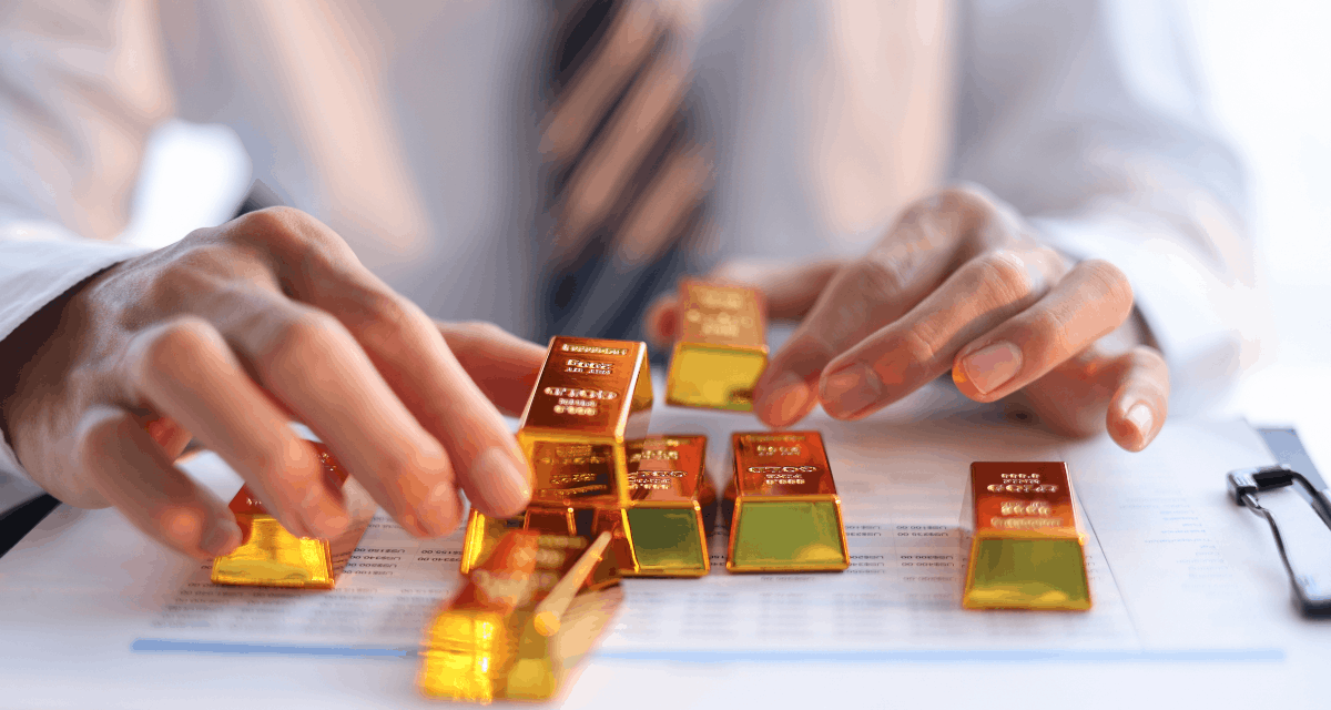 Investori sú nervózni z dolára. Zlato žiari jasnejšie než kedykoľvek predtým