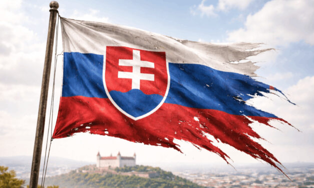 Slovensko sa môže prebudiť do krízy: Kolaps prichádza potichu