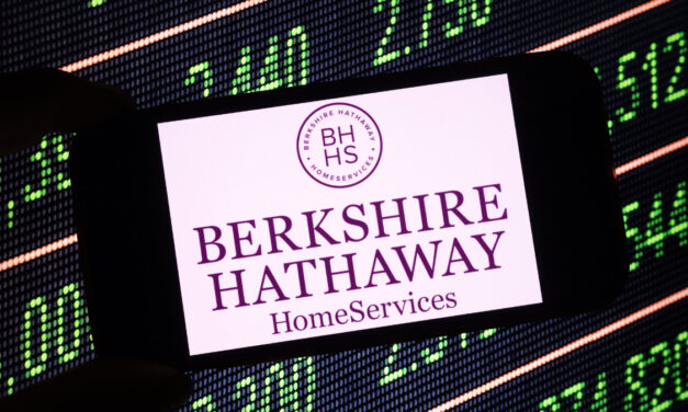 Warren Buffett definitívne skončil: Ako prebral Berkshire Hathaway nový šéf?