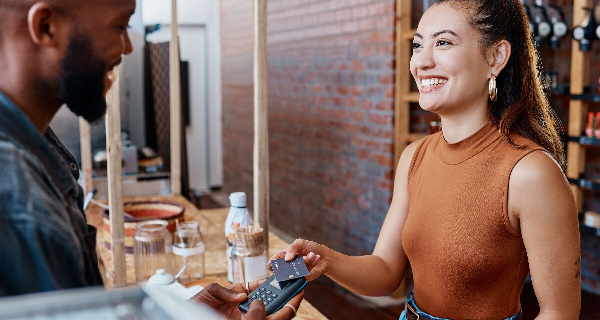 Bezhotovostné platby už čoskoro: Kartou zaplatíte aj malé sumy