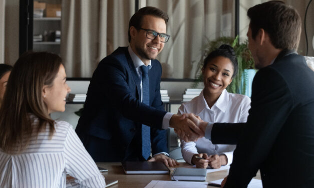 Firmy ponúkajú nadštandardný plat: Najžiadanejšie profesie