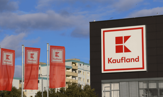 Kaufland prekvapil veľkým krokom: Do ľudí naleje milióny navyše