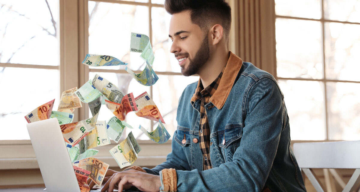 Príspevok na vzdelávanie štartuje: Štát rozdá prvé stovky eur už od apríla