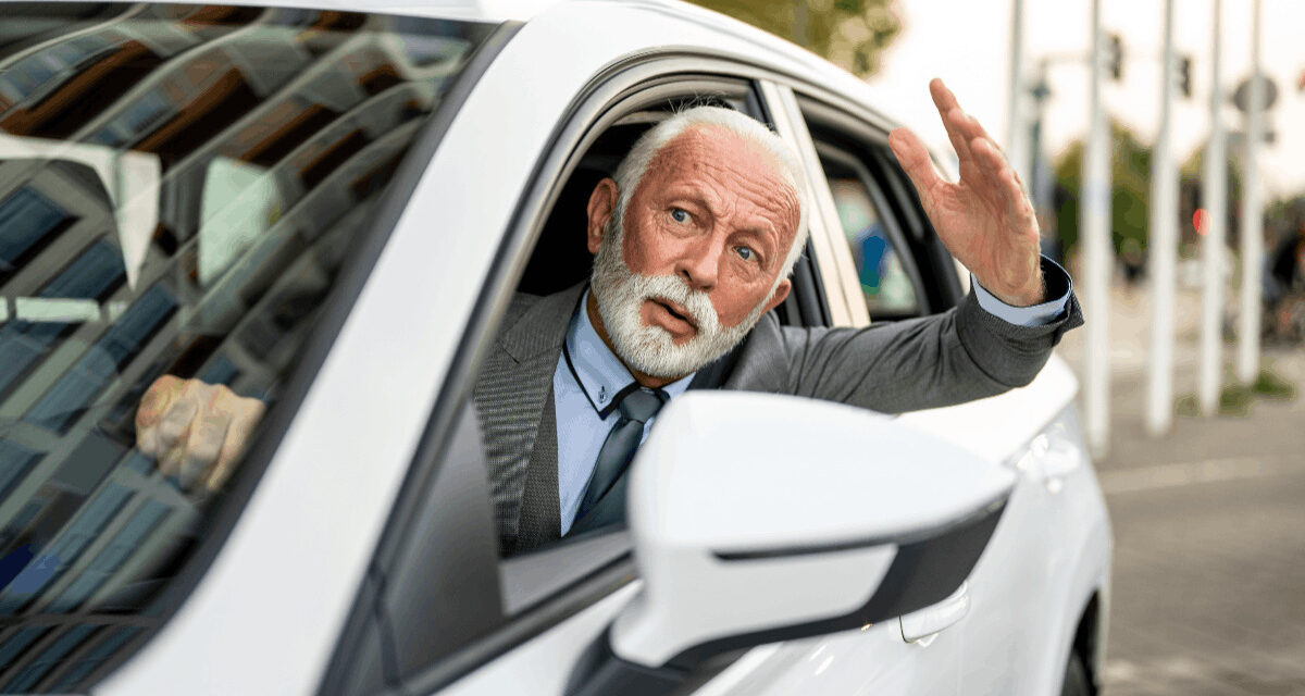 Štát sprísňuje tresty pre vodičov: Zmeny sa dotknú seniorov, chodcov aj kolobežkárov
