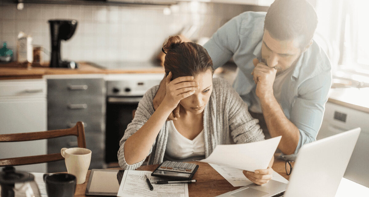 Živnosť vs. s. r. o.: Prečo vám prechod môže zabiť šancu na hypotéku