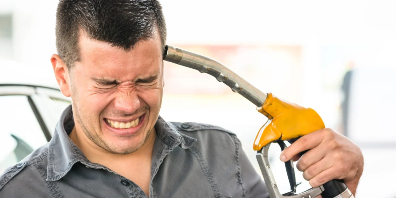 Auto Slovákom požiera výplaty: Bez neho však nezarobíme ani 1 euro